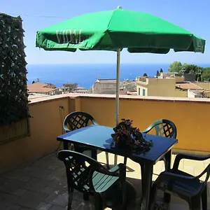 https://taormina-terrace-sea-view.taorminaitalyhotels.com