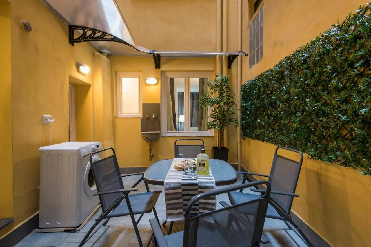 Vasari Suite Florence Next To Pontevecchio Apartment